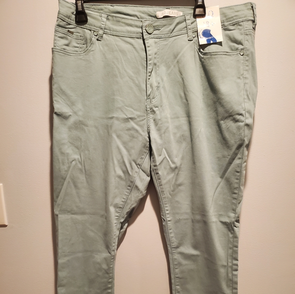 Skinny pants